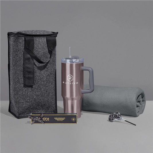 Yatta Arctic Aura Hamper PINK