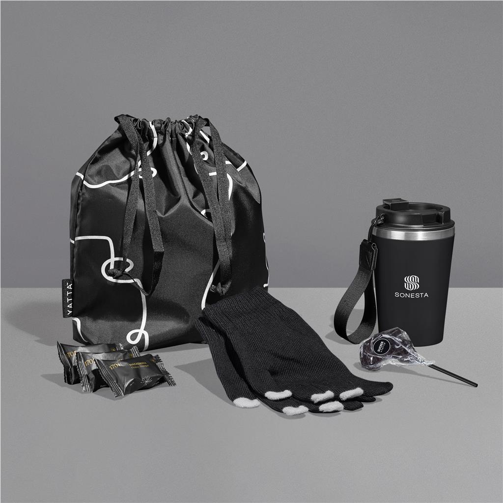 Yatta Cute & Cosy Hamper BLACK
