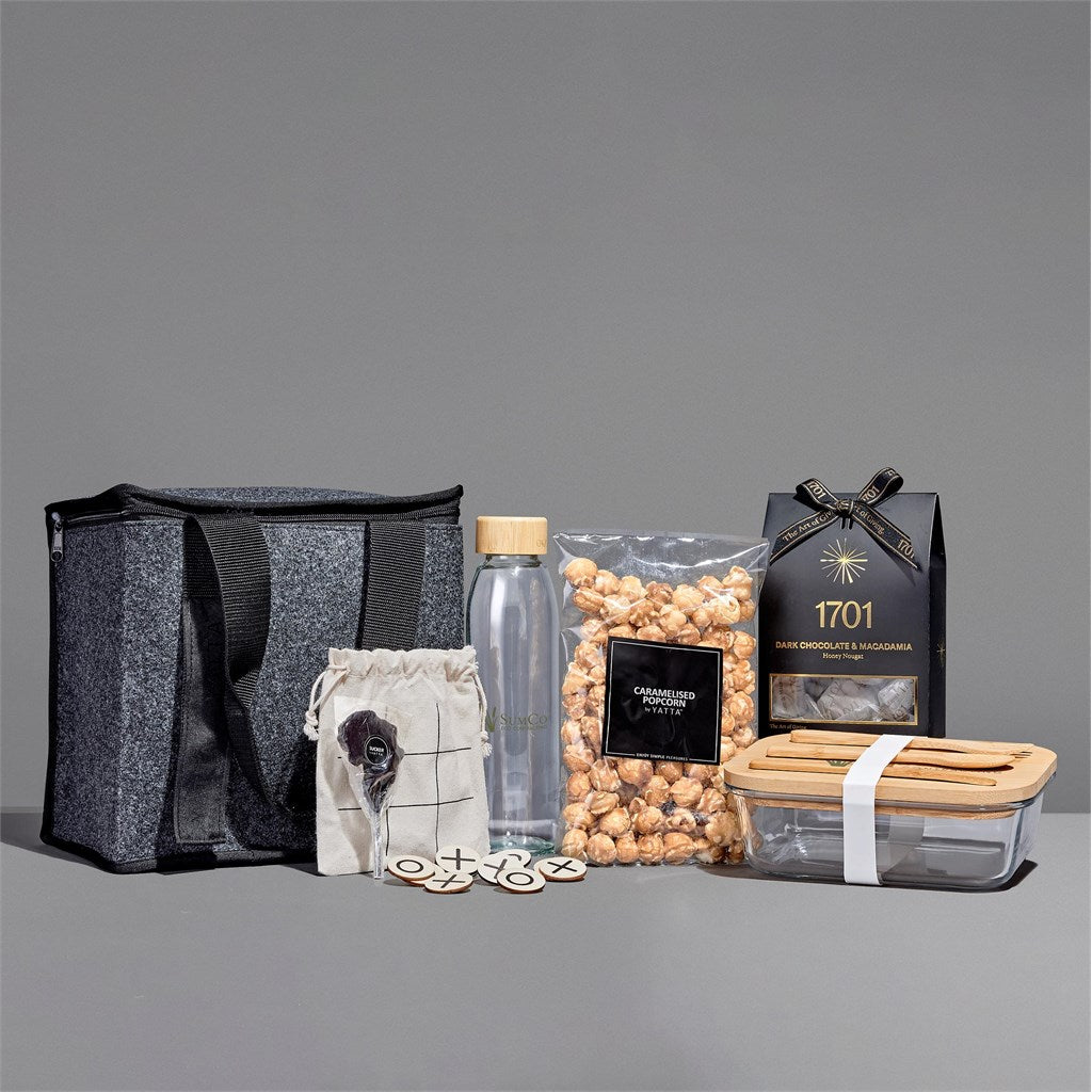 Yatta Deluxe Delicacies Hamper NATURAL