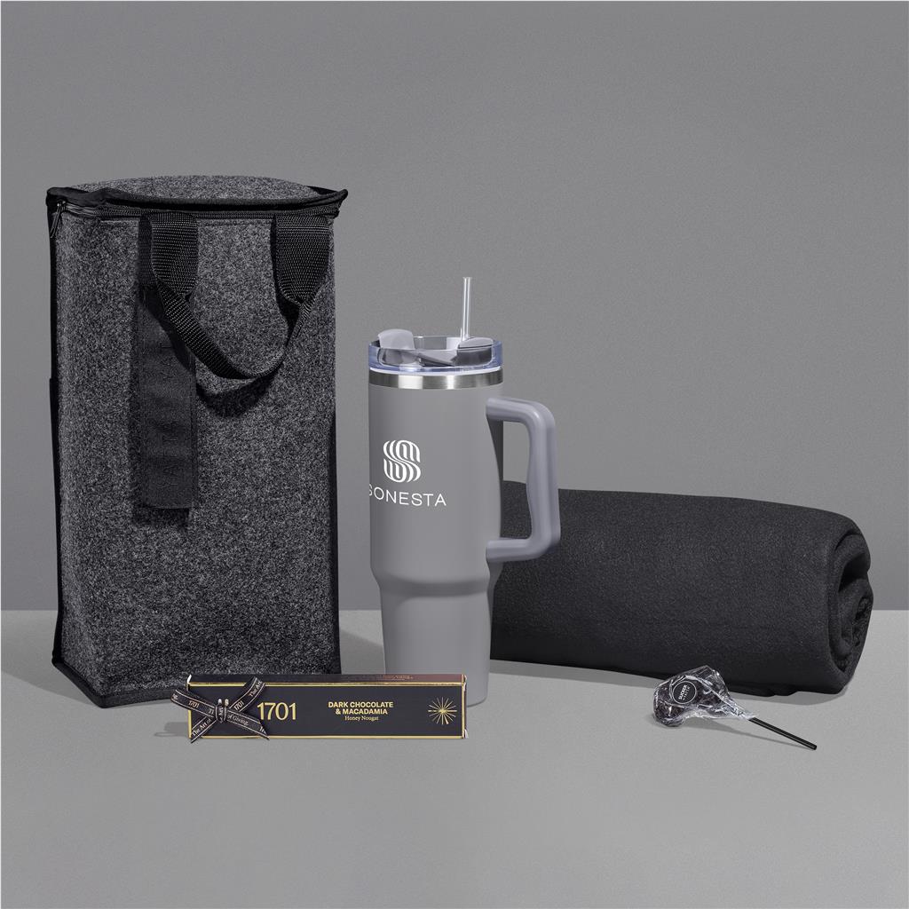Yatta Warm Wishes Hamper RED