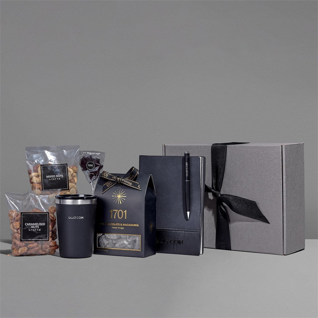 Yatta Elegant Ensemble Hamper BLACK