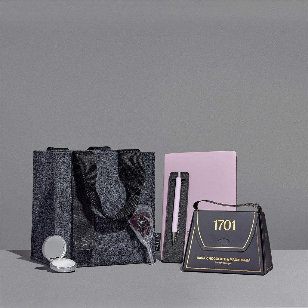 Yatta Elegant Essentials Hamper PINK