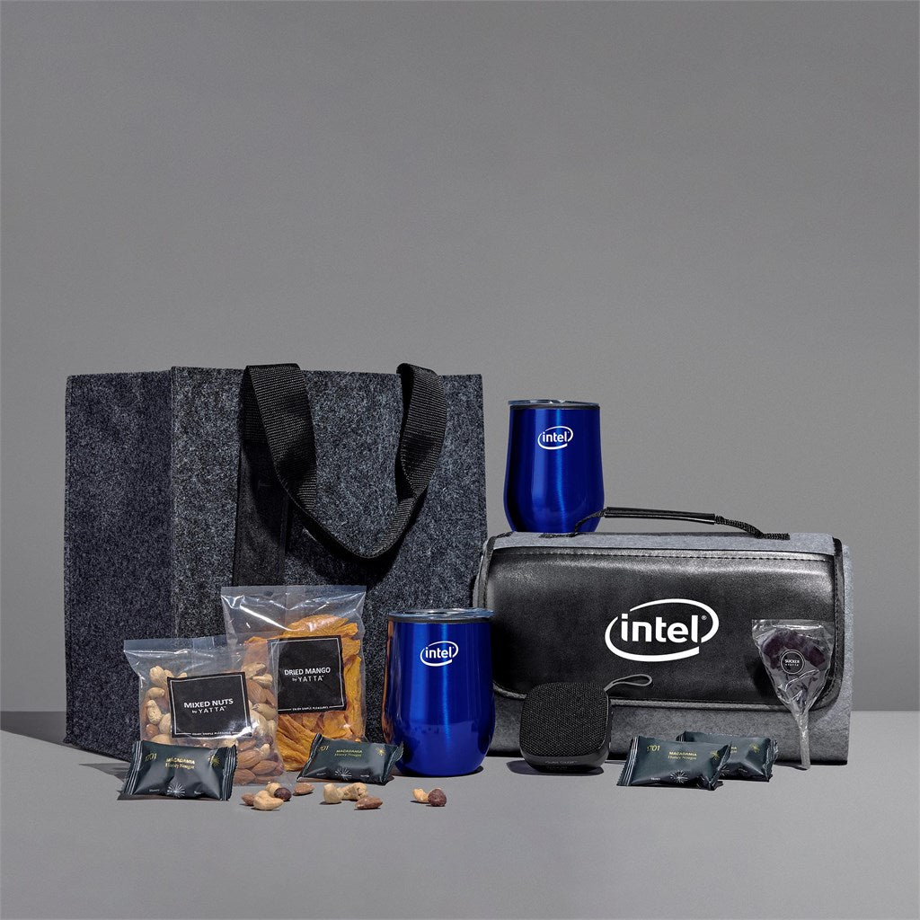 Yatta Lavishly Laden Hamper BLUE