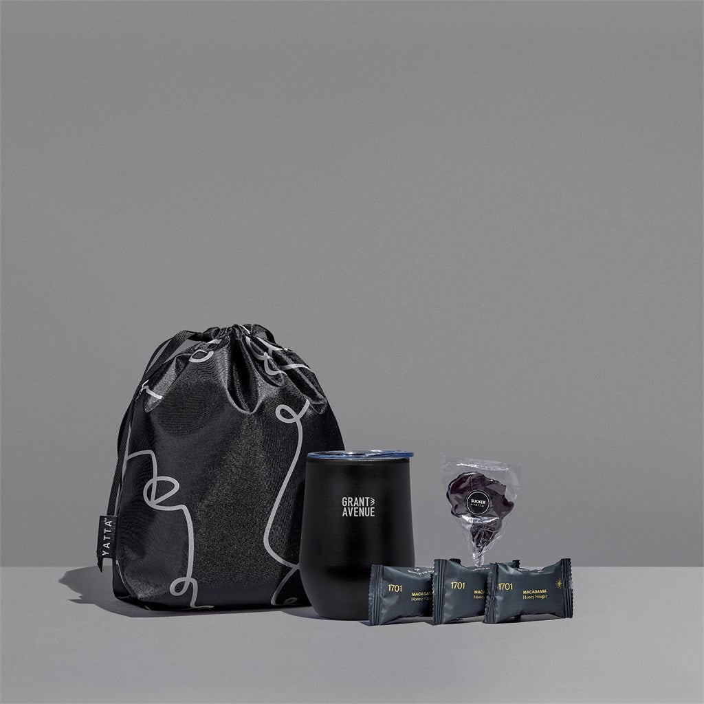 Yatta Snug Surprise Hamper BLACK