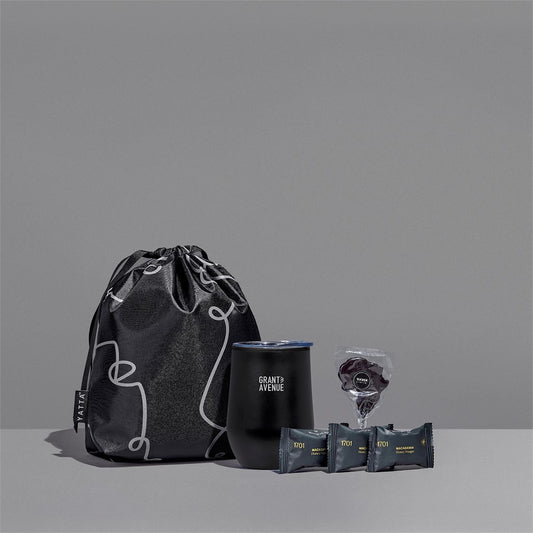 Yatta Snug Surprise Hamper BLACK