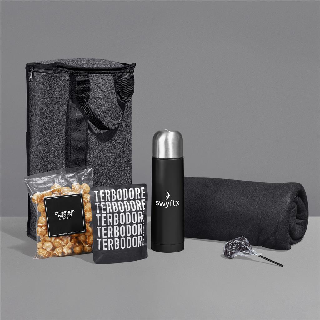 Yatta Charming Cuddle Hamper BLACK