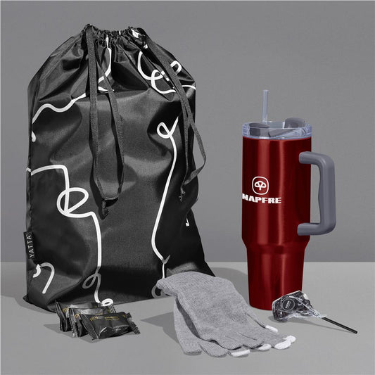 Yatta Winter Whimsy Hamper RED