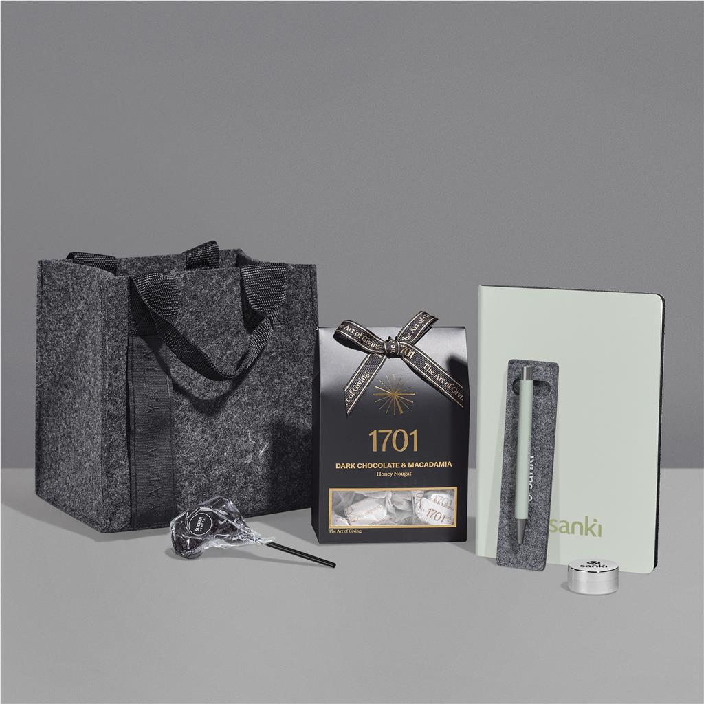 Yatta Pretty Possessions Hamper LIGHT GREEN
